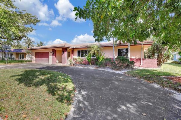 Lakeview Estates, 6549 SW 20th Ct, Plantation, Florida 33317, image 2