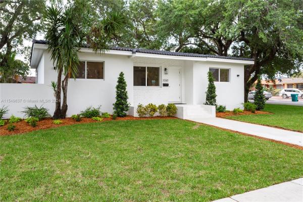 Comfort Gardens, Miami, Florida 33125, image 3