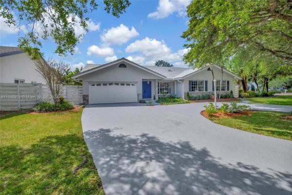 Live Oaks, 14030 SW 145th Ter, Country Walk, Florida 33186, image 3