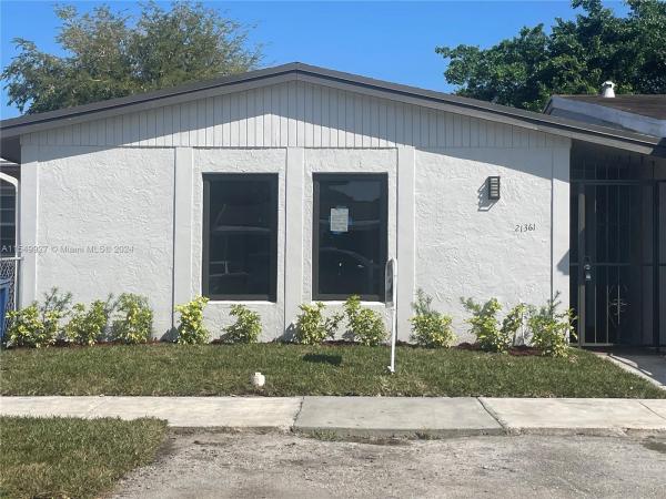 Vista Verde, 21361 NW 39th Ave, Miami Gardens, Florida 33055, image 1