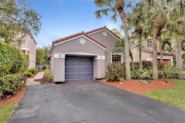 Bridgewater At Plantation, 10780 NW 10th St, Plantation, Florida 33322, image 1