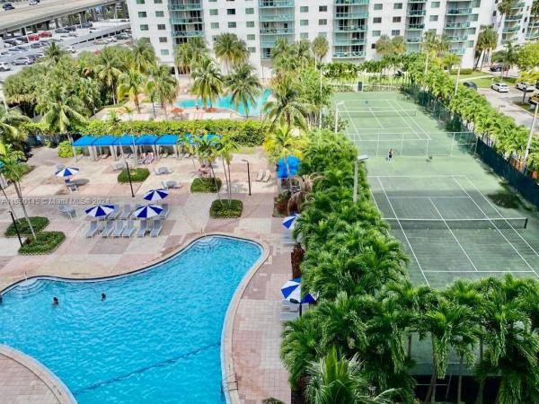 Ocean Reserve, 19370 Collins Ave #708, Sunny Isles Beach, Florida 33160, image 2