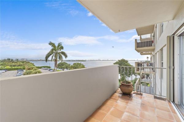 Clipper On The Bay, 880 NE 69th St #4Q, Miami, Florida 33138, image 1