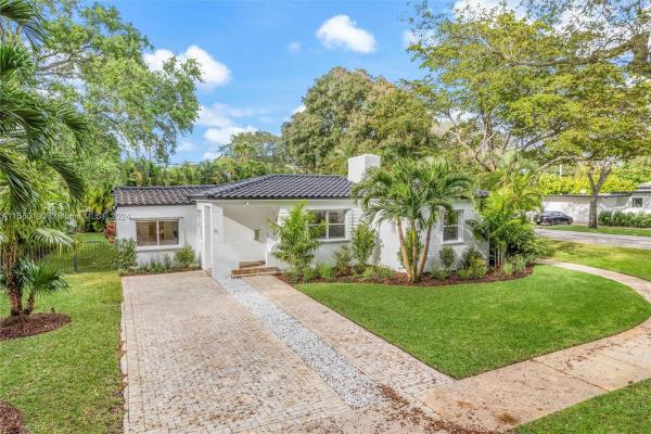 Dunnings Miami Shores, 5 NW 107th St, Miami Shores, Florida 33168, image 1