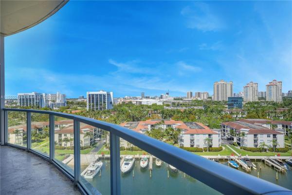 Uptown Marina Lofts, 3029 NE 188th St #907, Aventura, Florida 33180, image 2