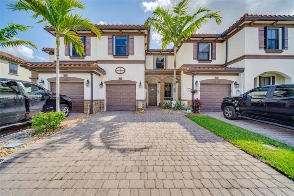 Magnolia Trails, 6526 S Anise Ct, Davie, Florida 33314, image 1