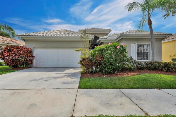 North Gate, 2660 SE 4th Pl, Homestead, Florida 33033, image 1