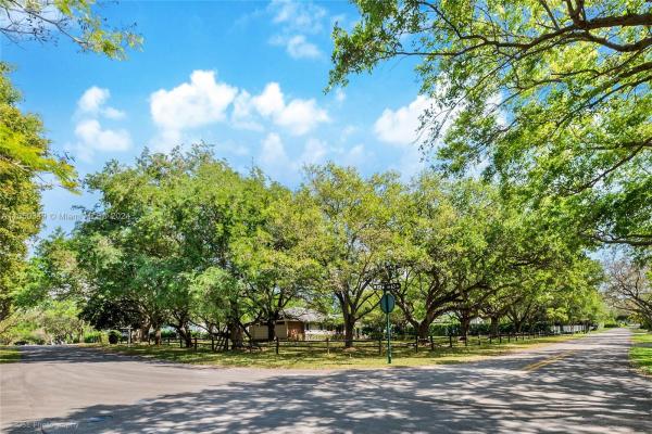 Bay Ridge Estates, 13125 SW 63rd Ave, Pinecrest, Florida 33156, image 3