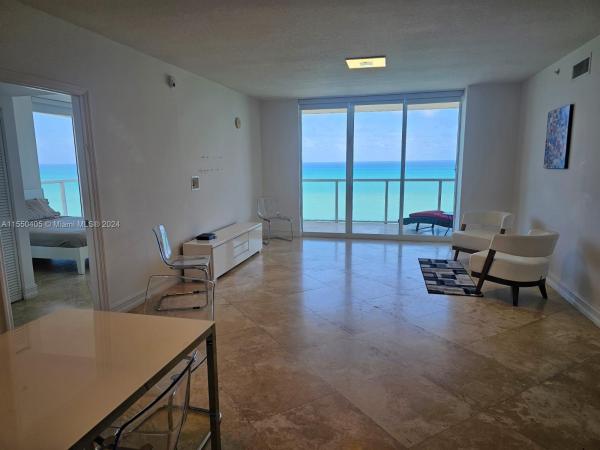 La Perla, Sunny Isles Beach, Florida 33160, image 3