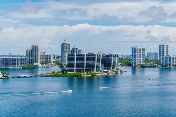 Winston Towers 200, 251 174th St #2318, Sunny Isles Beach, Florida 33160, image 1