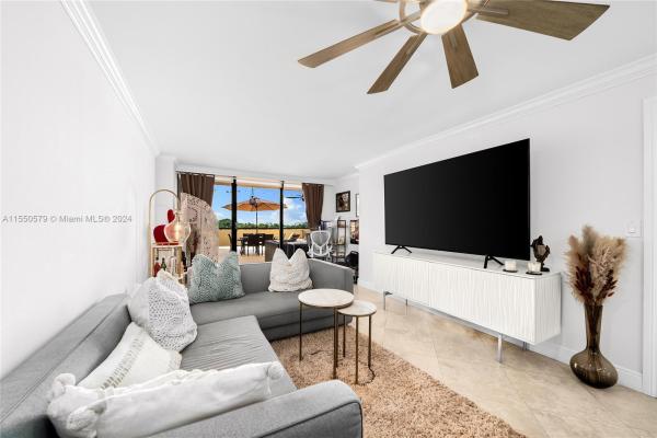 Club Atlantis, 2555 Collins Ave #610, Miami Beach, Florida 33140, image 1
