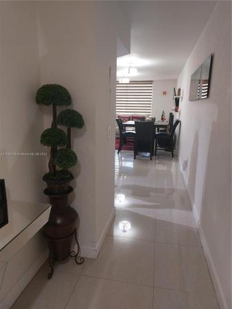 Las Vistas At Doral, 8205 Lake Dr #206, Doral, Florida 33166, image 3