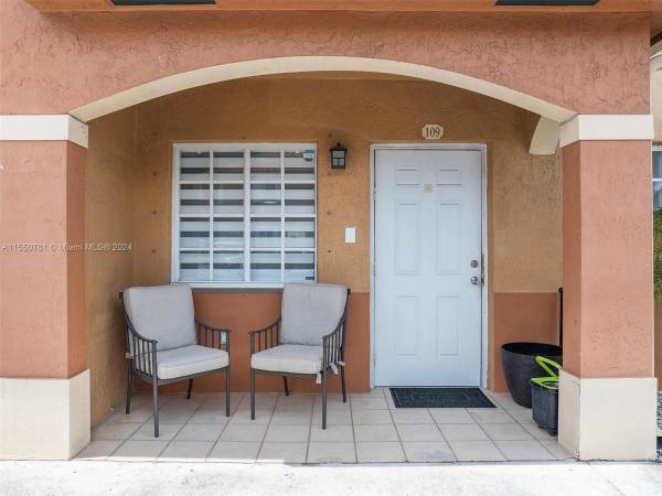 West Palm Villas, 2505 W 76th St #109, Hialeah, Florida 33016, image 1