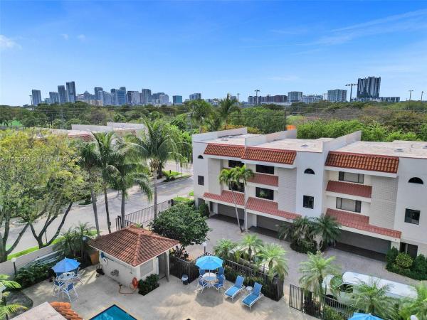 Victoria Park Place, 1401 NE 9th St #3, Fort Lauderdale, Florida 33304, image 1
