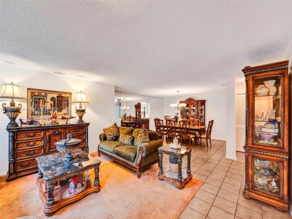 Pine Springs, 9180 Pine Springs Dr, Boca Raton, Florida 33428, image 3
