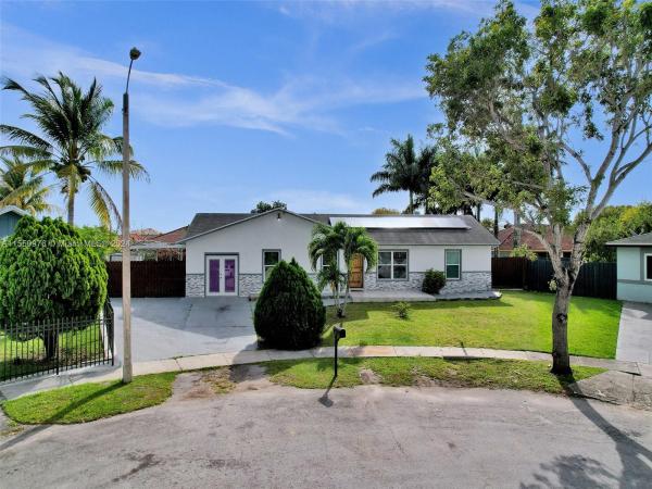 Princetonian, 12305 SW 254th Ter, Princeton, Florida 33032, image 1