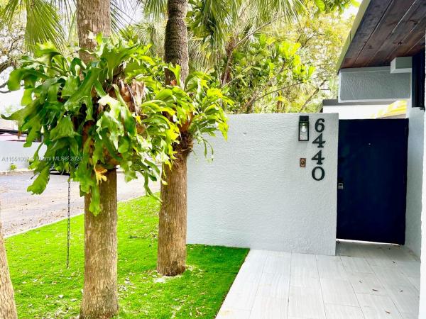 Windmill Gate, 6440 Windmill Gate Rd #6440, Miami Lakes, Florida 33014, image 3