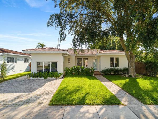 Treasure Island, 7513 Bounty Ave, North Bay Village, Florida 33141, image 1