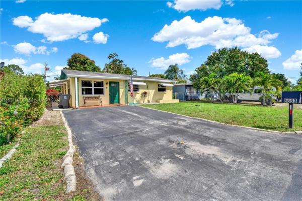 Royal Palm Estates, 5663 Banana Rd, West Palm Beach, Florida 33413, image 3