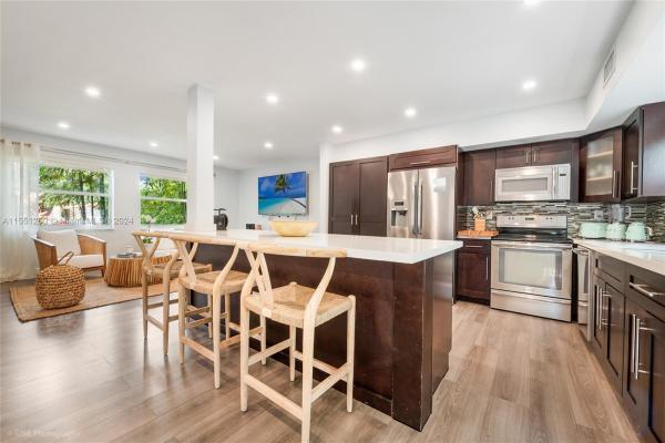 Coconut Grove, 330 Alesio Ave, Coral Gables, Florida 33134, image 1