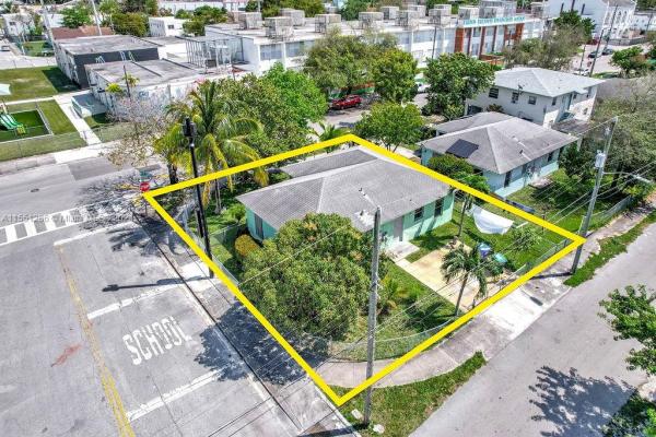 Waddells, 1858 NW 1st Pl, Miami, Florida 33136, image 1