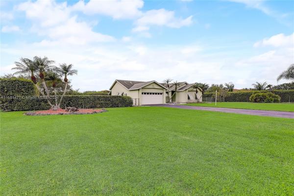 Redlands, 1650 NW 17th St, Homestead, Florida 33030, image 1