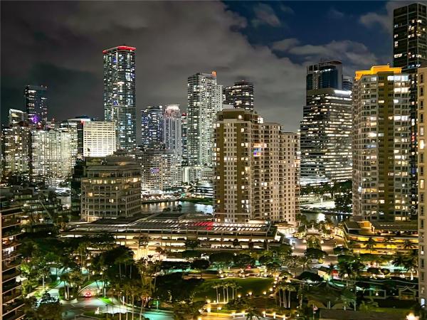 Three Tequesta Point, 848 Brickell Key Dr #2003, Miami, Florida 33131, image 2