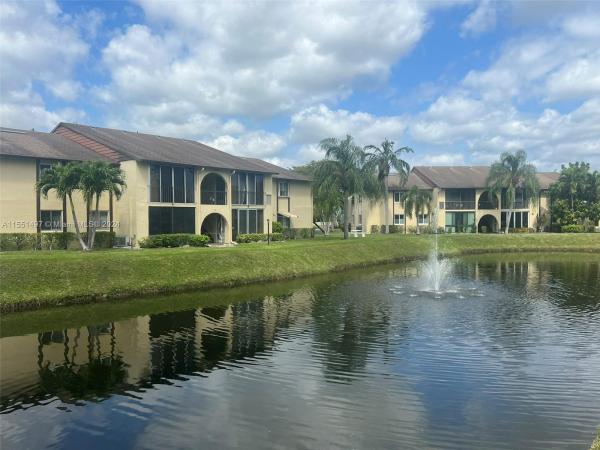 Pine Ridge 3, 336 Pine Ridge Cir #C-1, Greenacres, Florida 33463, image 3