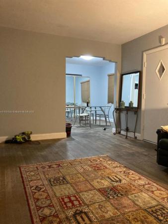 Lyndale, Miami, Florida 33145, image 1