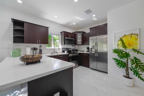 17th Avenue Manor, 1987 NW 49th St, Brownsville, Florida 33142, image 1
