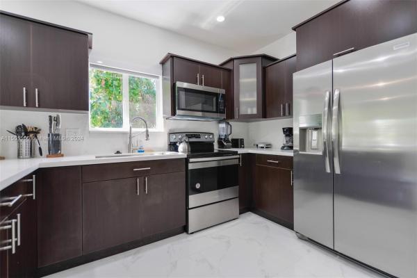 17th Avenue Manor, 1987 NW 49th St, Brownsville, Florida 33142, image 2