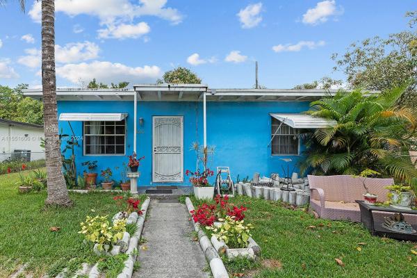Sunkist Grove, 1515 NW 121st St, North Miami, Florida 33167, image 3