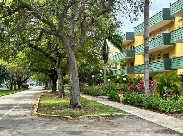 Moonraker, 1975 NE 135th St #2K, North Miami, Florida 33181, image 1