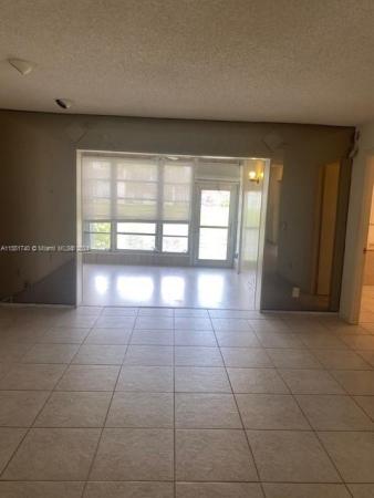 Golden Lakes Village, 127 Lake Irene Dr, West Palm Beach, Florida 33411, image 3