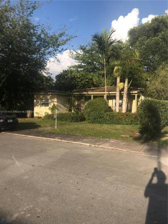 Tamiami Place, 905 Tangier St, Coral Gables, Florida 33134, image 3