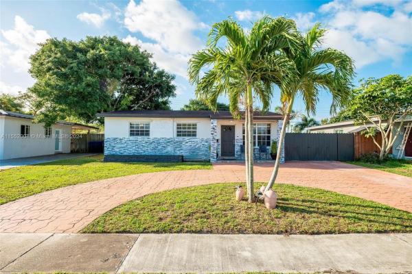 Boulevard Estates, 7340 Garfield St, Hollywood, Florida 33024, image 1