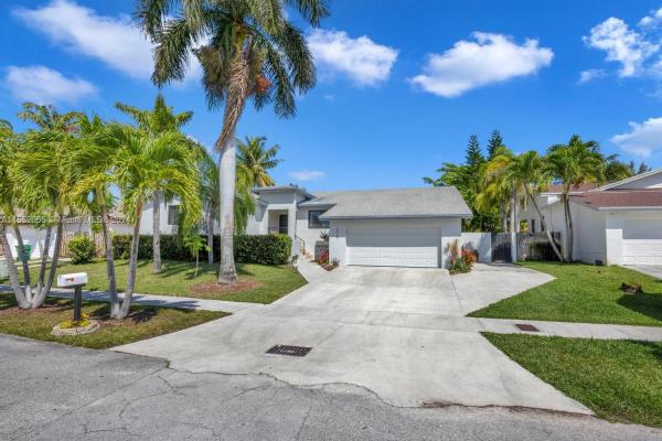 Saga Bay, 7915 SW 201st Ter, Cutler Bay, Florida 33189, image 2