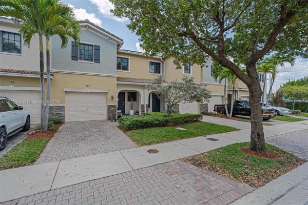 Champion Lakes, 306 NE 194th Ln #306, Ives Estates, Florida 33179, image 1