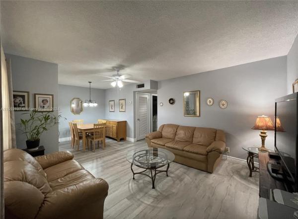 Beverly Hills, 5300 Washington St #N216, Hollywood, Florida 33021, image 1