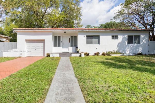 Irons Manor, 965 NE 130th St, North Miami, Florida 33161, image 1