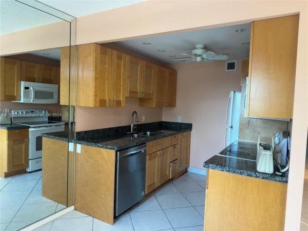 Newport, 4015 Newport G #4015, Deerfield Beach, Florida 33442, image 1