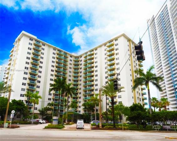 The Residences On Hollywood Beach, 3001 S Ocean Dr #1041, Hollywood, Florida 33019, image 3