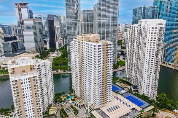 Courts Brickell Key, 801 Brickell Key Blvd #2602, Miami, Florida 33131, image 1