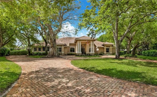 Ambience, 10090 SW 89th Ct, Kendall, Florida 33176, image 2