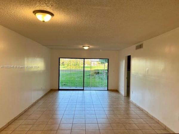 Pine Lake Village, 8881 Fontainebleau Blvd #104A, Fountainebleau, Florida 33172, image 1