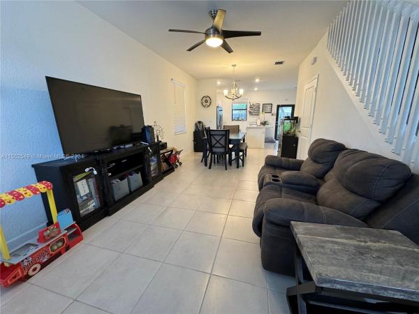 The Edge On 20th, 532 SW 19th Ter, Fort Lauderdale, Florida 33312, image 2