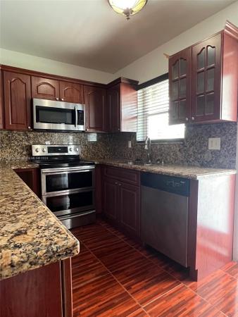 Pine Tree Park, 3015 NW 157th St, Miami Gardens, Florida 33054, image 2