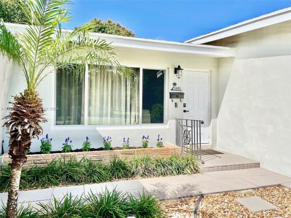 White Acres, 1201 SW 31st St, Fort Lauderdale, Florida 33315, image 1