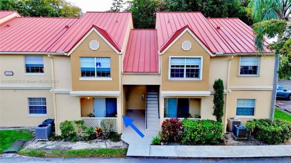 La Hacienda Country Club Of Miami, 18314 NW 68th Ave #E, Country Club, Florida 33015, image 2