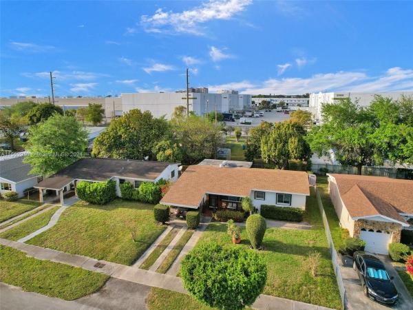 3031 NW 70th Ter, Gladeview, Florida 33147, image 3